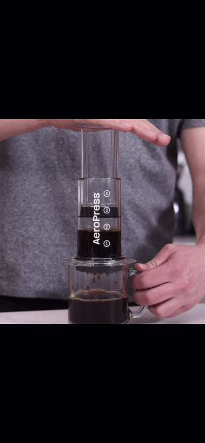ماكينة صنع القهوة AeroPress شفافة 